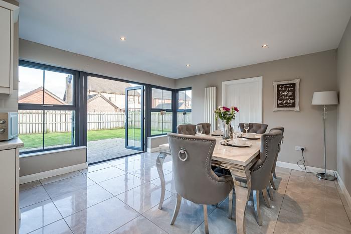 9 Edengrove Park East 9 Edengrove Park East