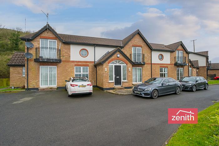 6a Meadowhill View, belfast, BT11 8EY