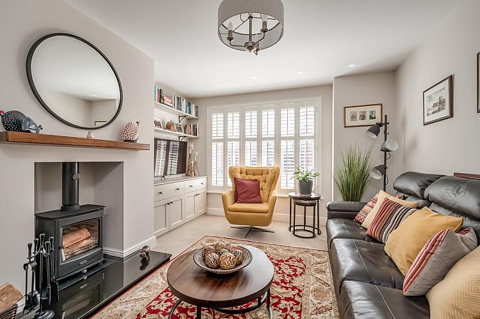 12 Oakfield Park