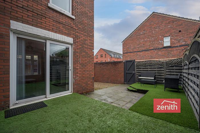 2 Emerald Street