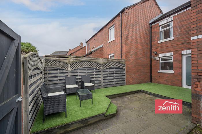 2 Emerald Street