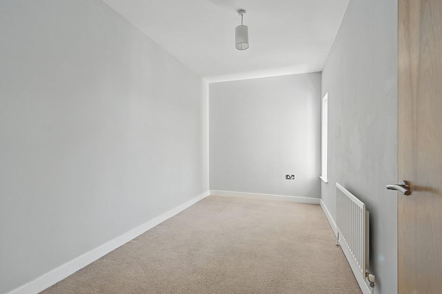 18 Edenmore Court