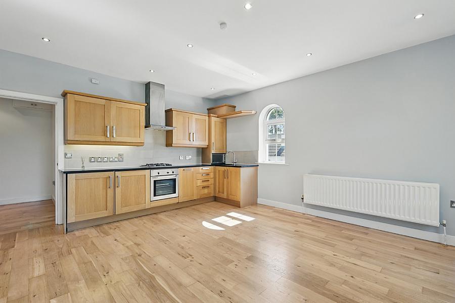 18 Edenmore Court