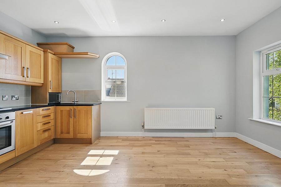 18 Edenmore Court