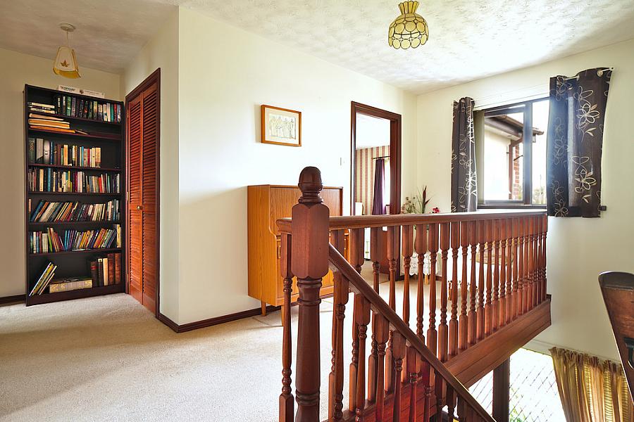 12 Old Manse Road 12 Old Manse Road