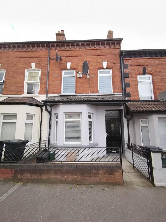 Rooms 2, 3 Bloomfield Avenue