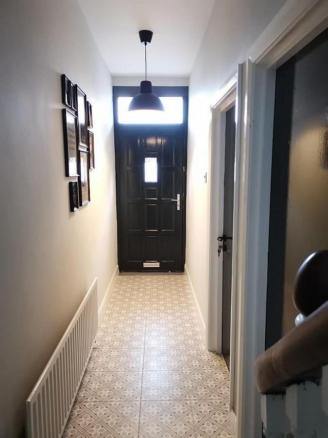 Room 4, 93 Bloomfield Avenue