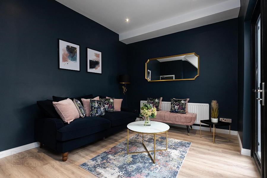 Room 2, 79 Upper Newtownards Road Room 2, 79 Upper Newtownards Road