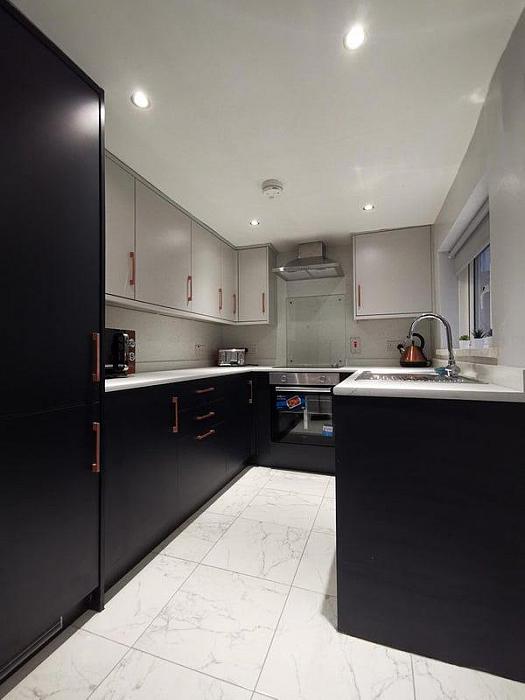 Rm 4, 26 Thorndyke Street Rm 4, 26 Thorndyke Street