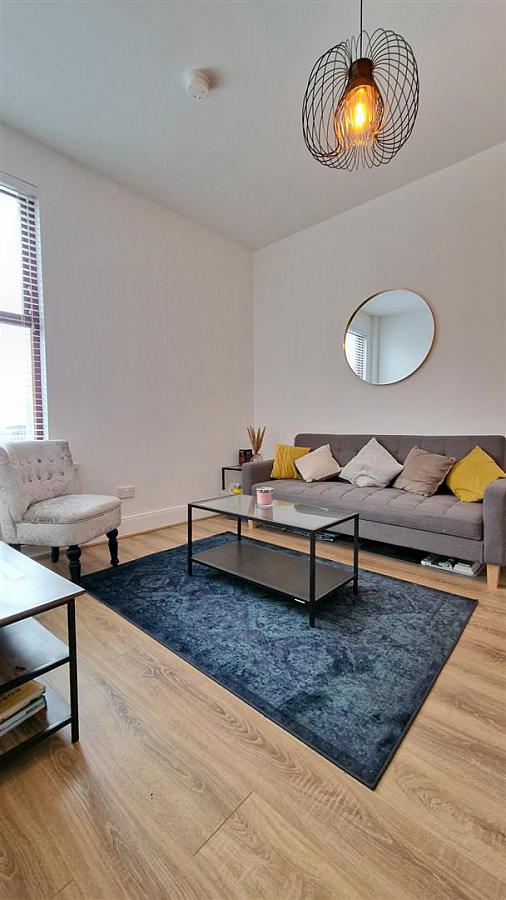 Rm 5, 265 Woodstock Road