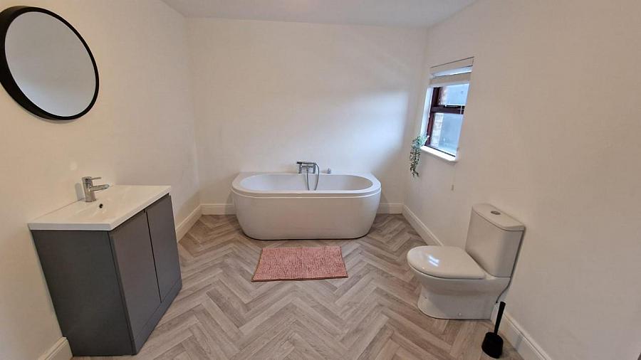 Rm 3, 265 Woodstock Road