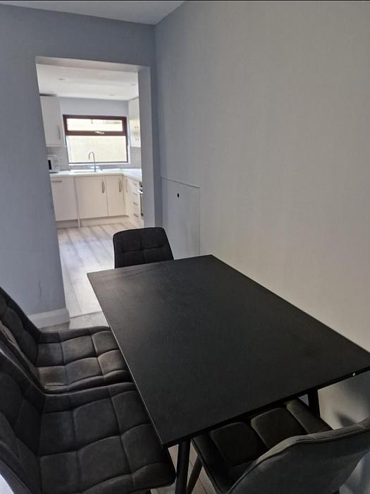 Rm 3, 13 Belfast Road