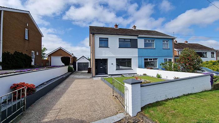 15 Plantation Avenue, lisburn, BT27 5BP