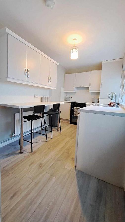 Rms 2, 4 Lothair Avenue
