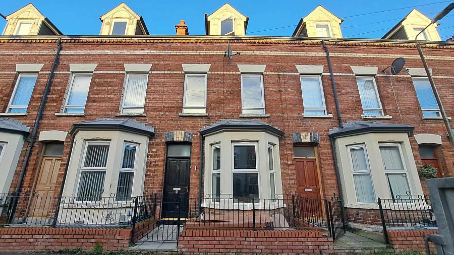 Rms 2, 4 Lothair Avenue