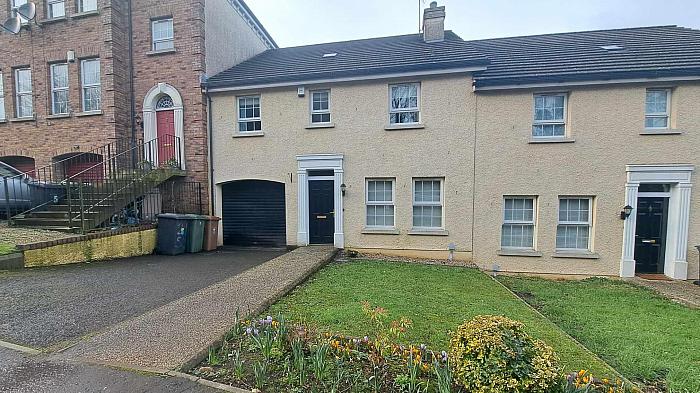 6 Barban Hill Terrace 6 Barban Hill Terrace