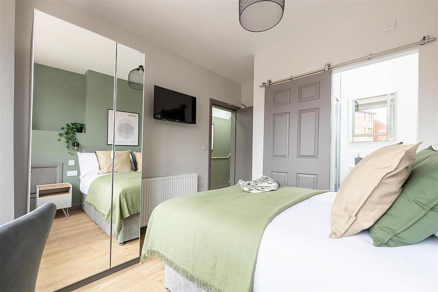 Rm 1 & 4, 300 Beersbridge Road