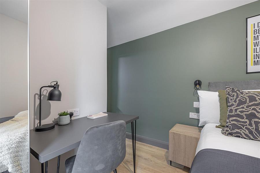 Rm 1 & 4, 300 Beersbridge Road