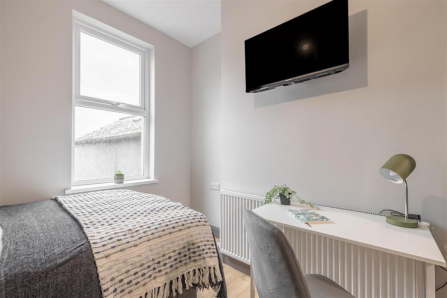 Rm 1 & 4, 300 Beersbridge Road