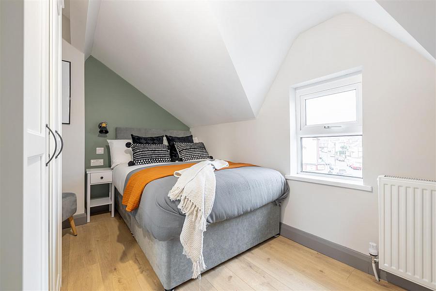 Rm 1 & 4, 300 Beersbridge Road