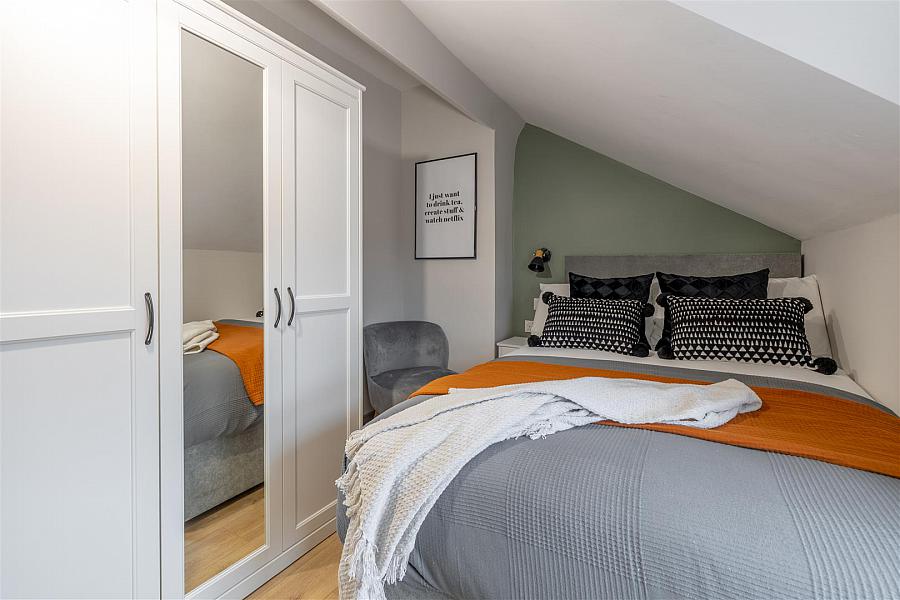 Rm 1 & 4, 300 Beersbridge Road