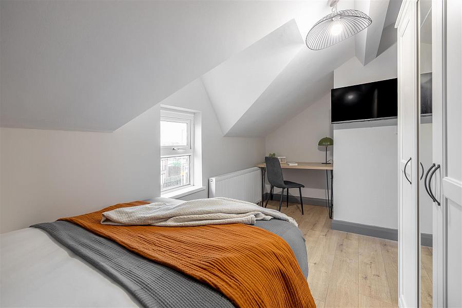 Rm 1 & 4, 300 Beersbridge Road