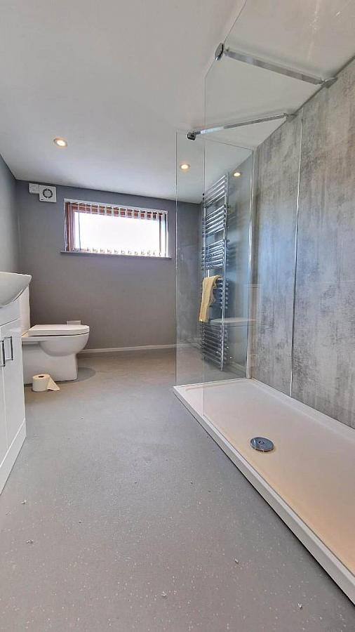 Rm 1, 33 Clifton Drive