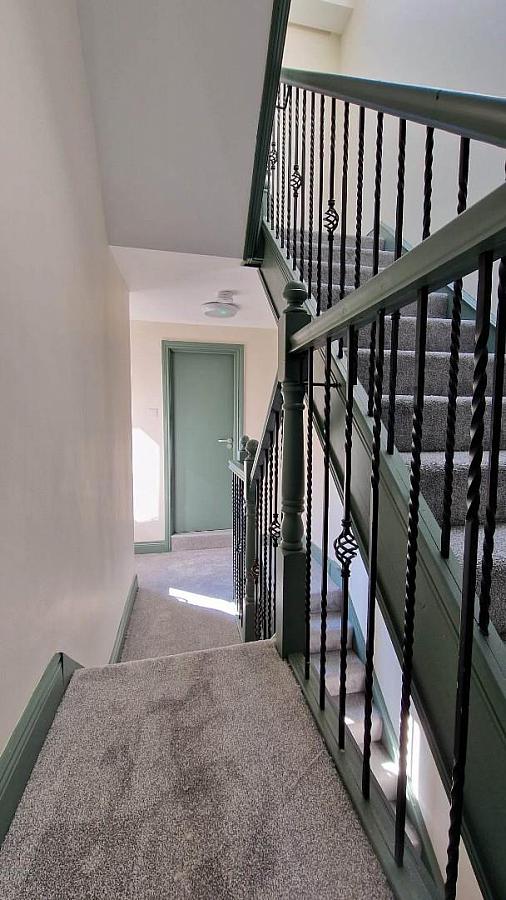 Rm 1, 33 Clifton Drive