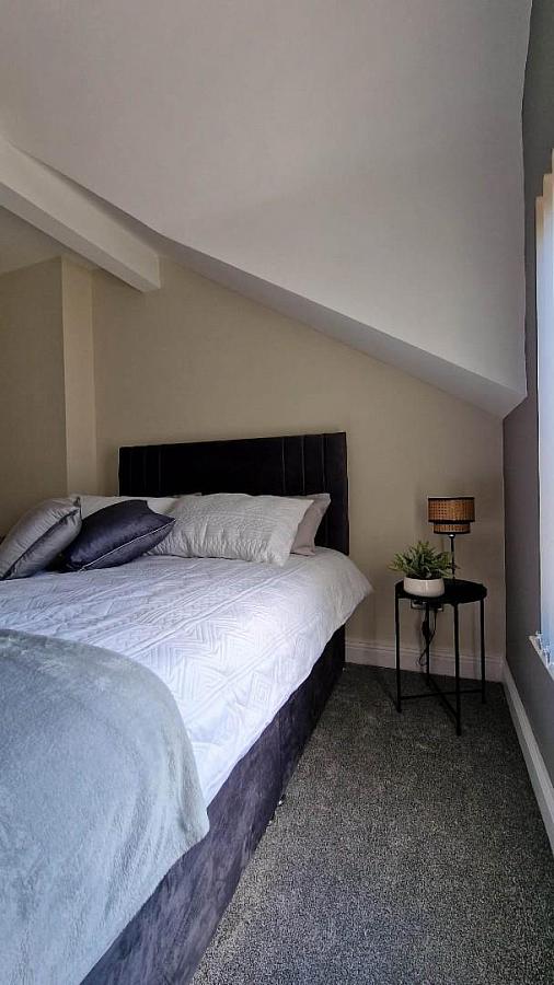 Rm 1, 33 Clifton Drive