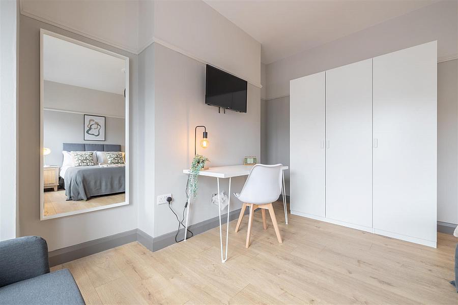 Rm 3, 57 Ballygomartin Road