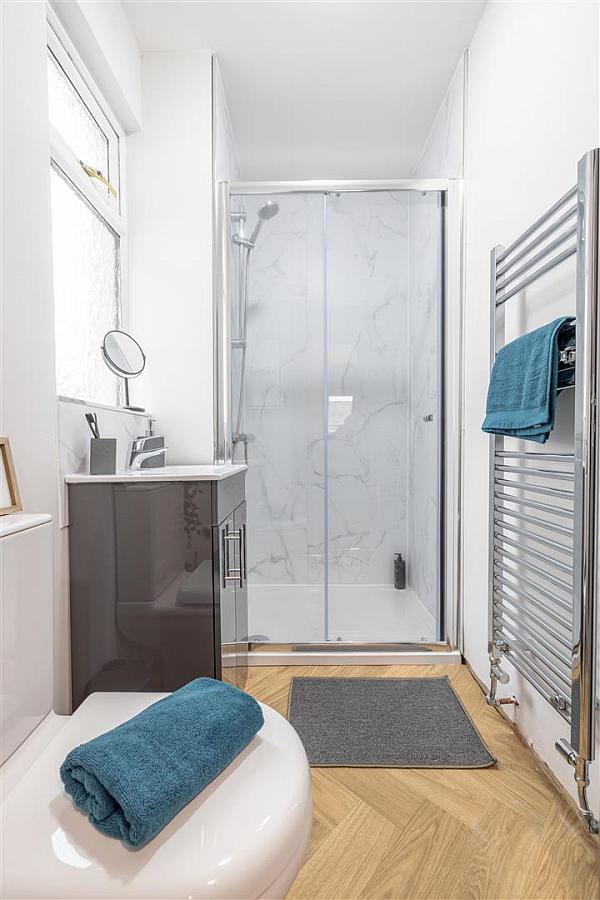 Rm 3, 57 Ballygomartin Road