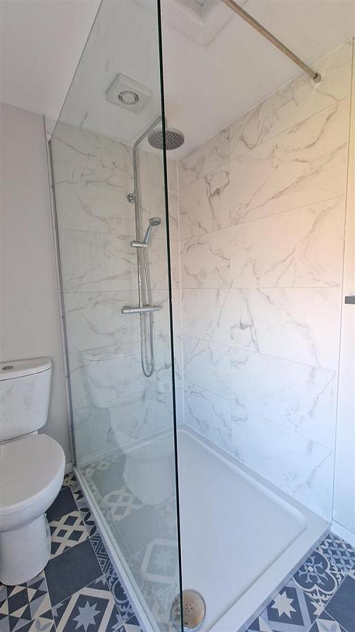 Rooms 1, 2 8 Pims Avenue Rooms 1, 2 8 Pims Avenue
