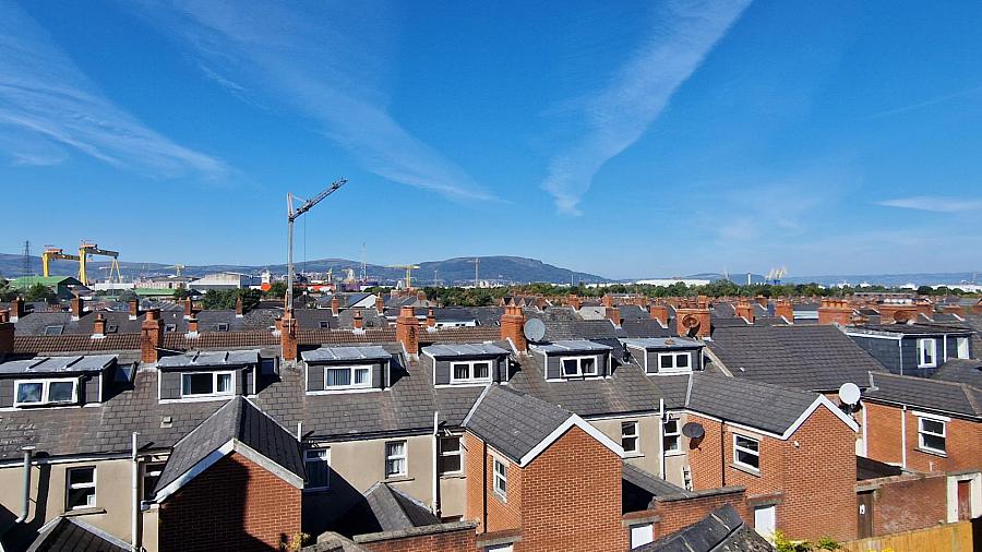 Rooms 1, 2 8 Pims Avenue