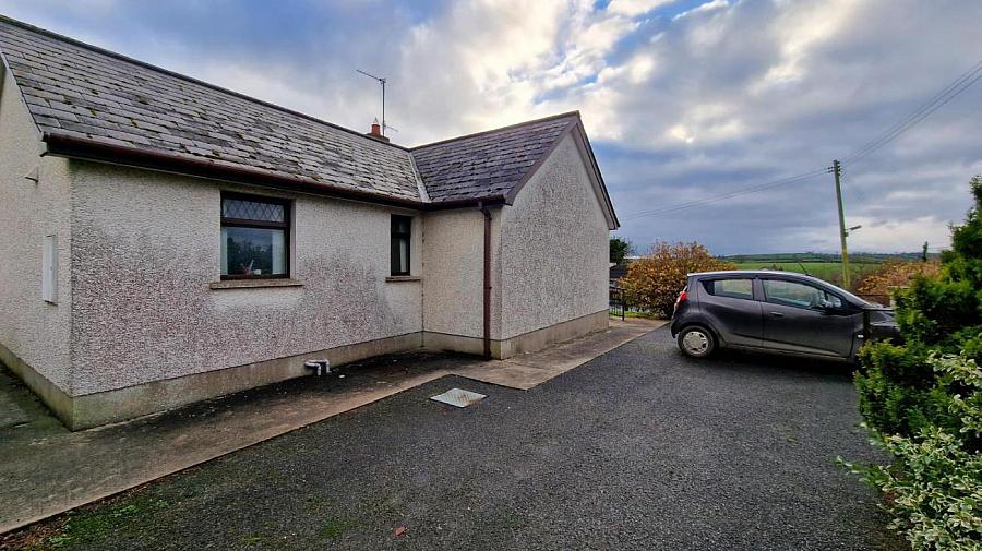 House, 3 Flough Road