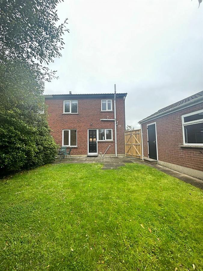 15 Ashvale Drive