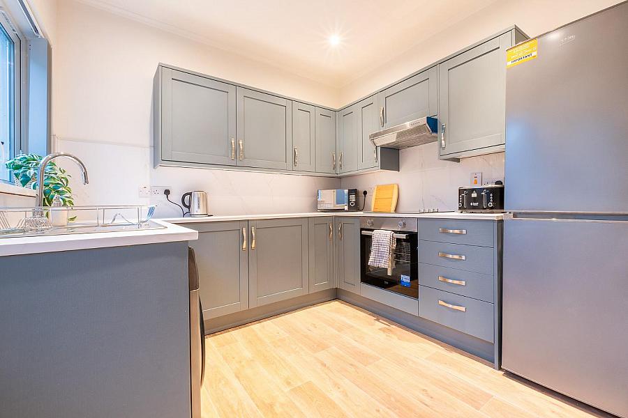 Rooms 1, 4 & 5 Willowbank Gardens