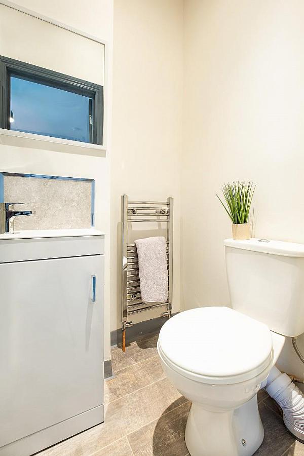Rooms 1, 4 & 5 Willowbank Gardens Rooms 1, 4 & 5 Willowbank Gardens