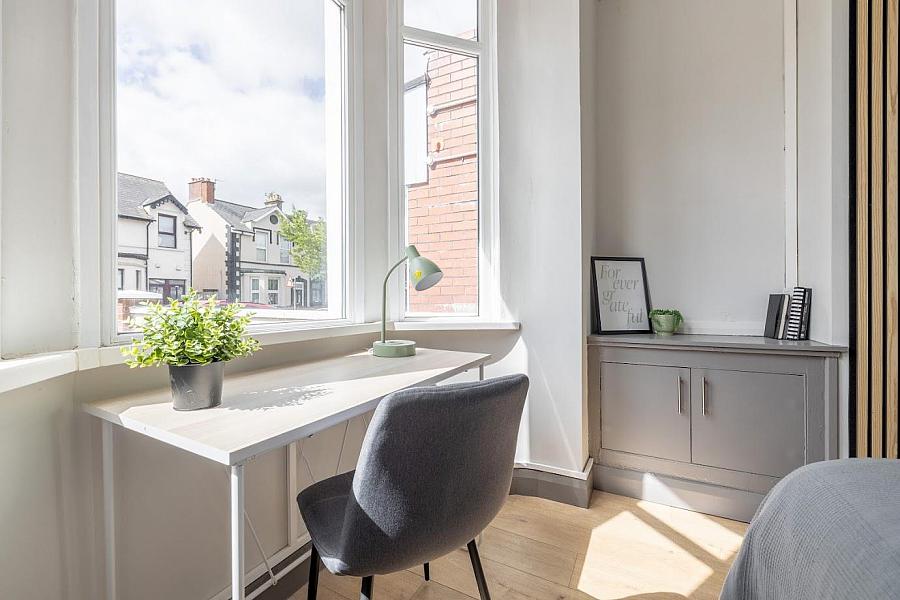 Rm 5, 65 Ballygomartin Road