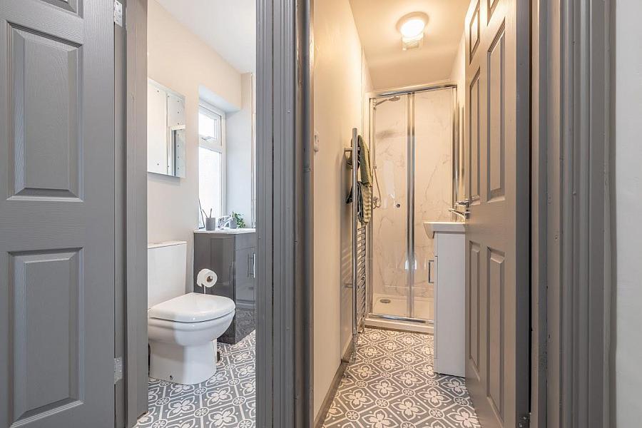 Rm 5, 65 Ballygomartin Road