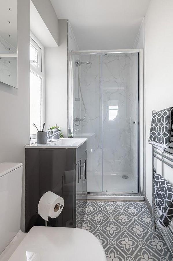 Rm 5, 65 Ballygomartin Road