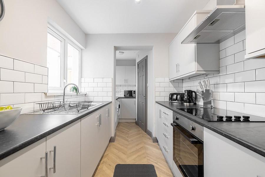 Rm 5, 65 Ballygomartin Road