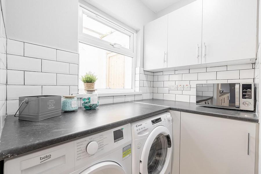 Rm 5, 65 Ballygomartin Road