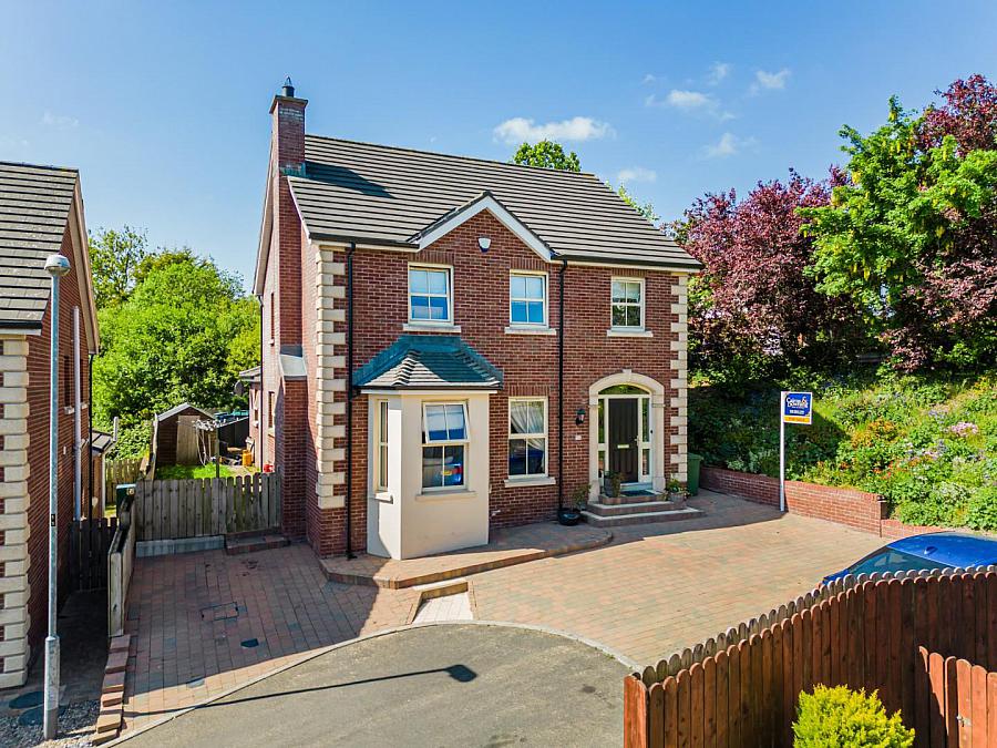 4 Quillyburn Hall