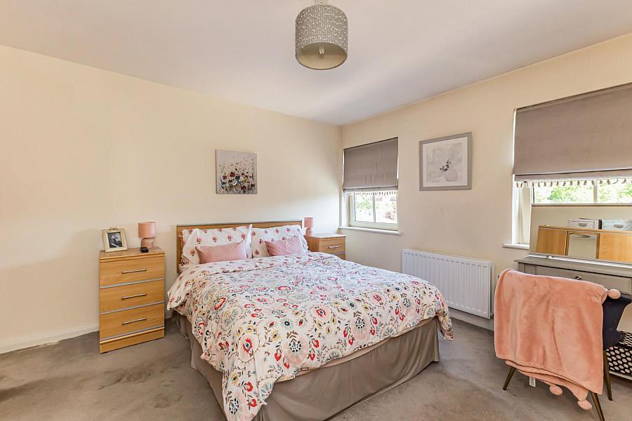 4 Quillyburn Hall