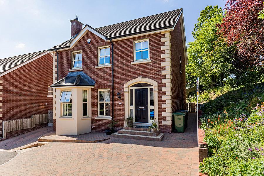 4 Quillyburn Hall