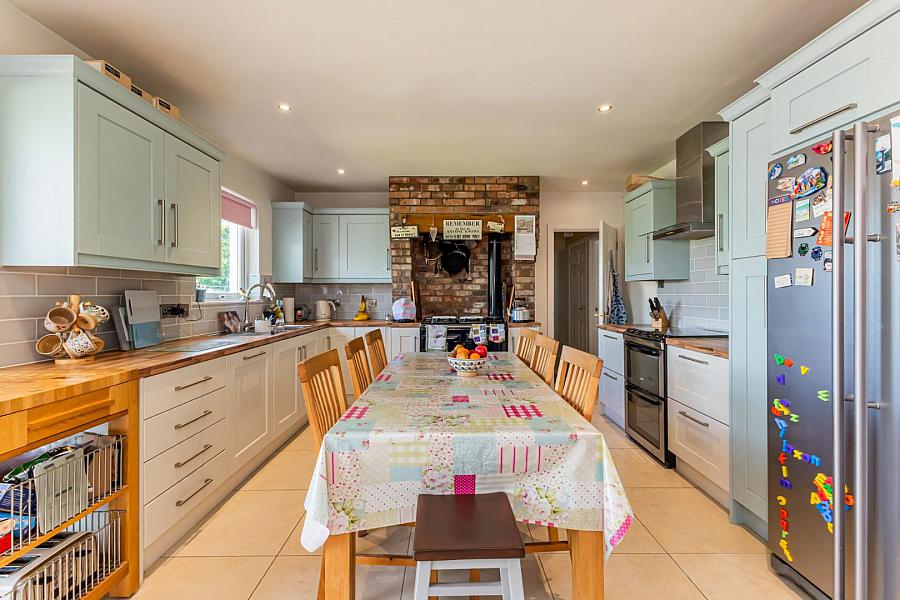 37 Ballynahinch Road