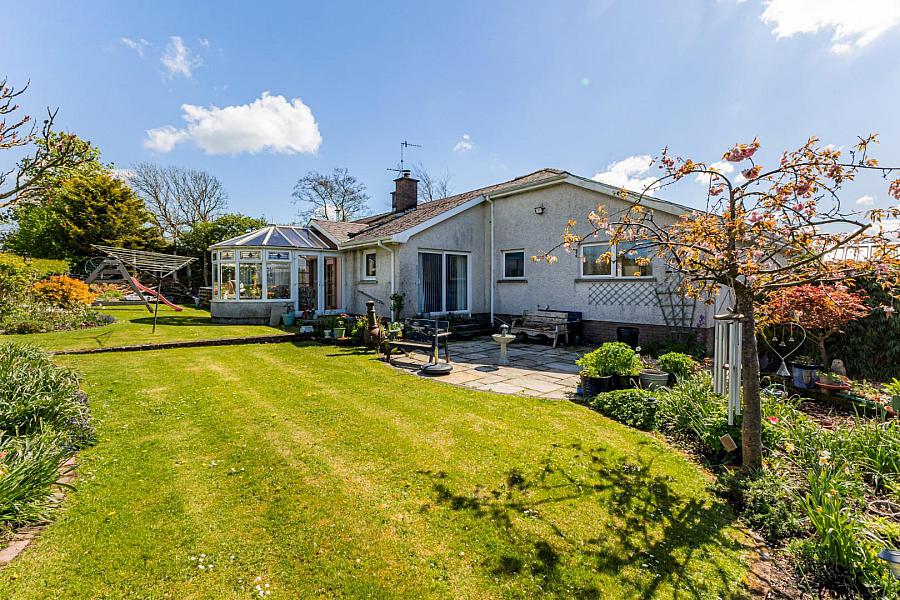 37 Ballynahinch Road