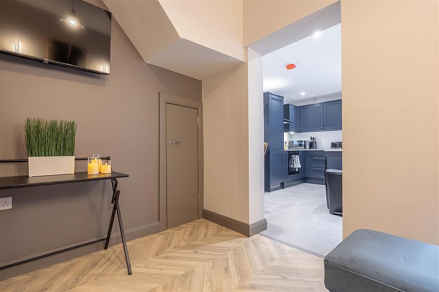 Rm 1 & 4 65 Greenore Street