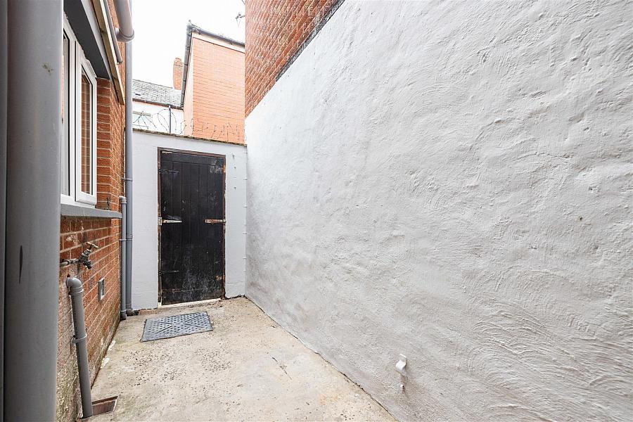 Rm 1 & 4 65 Greenore Street