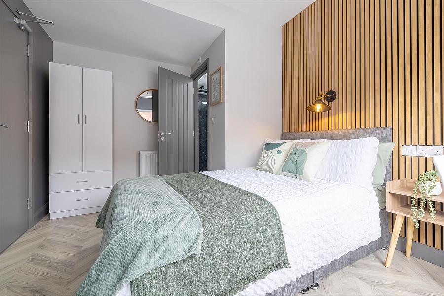 Rm 1 & 4 65 Greenore Street